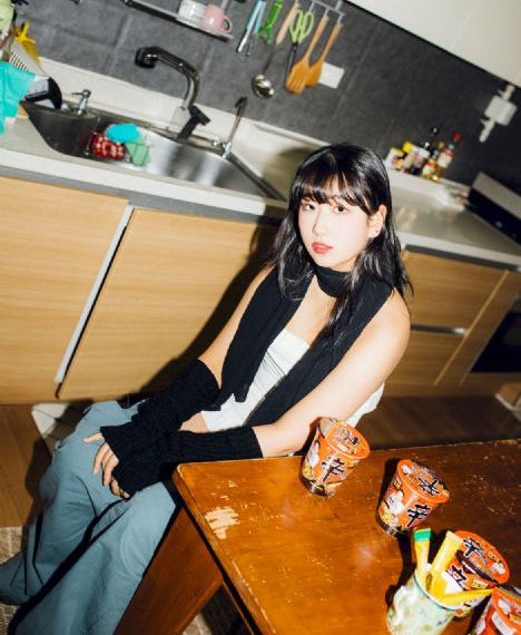 狠狠穞a片一區二區三區_十万网红美女美酱